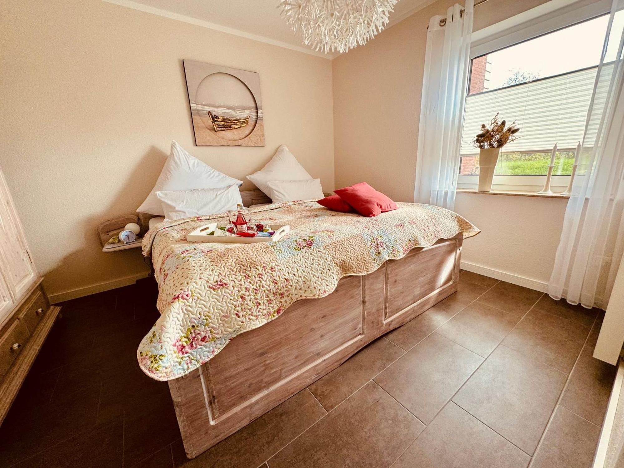 Segelund - Zeit Fuer Uns- Ruhige Und Sonnige Ferienwohnung Mit Terrasse Und Garten Nahe Strand Und Ostsee Schonhagen  Bagian luar foto